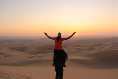 Jessi & Andi travel the world